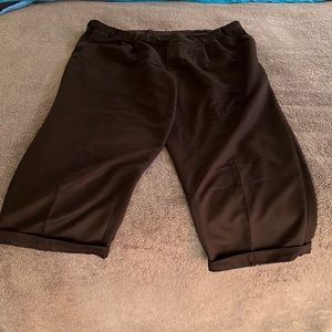 Black dress pants worn once excellent condition 46x30
